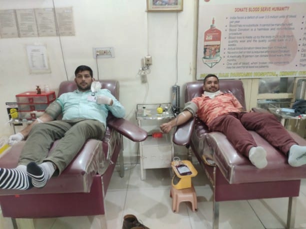 self Foundation sanyojak donate blood for delivery case
